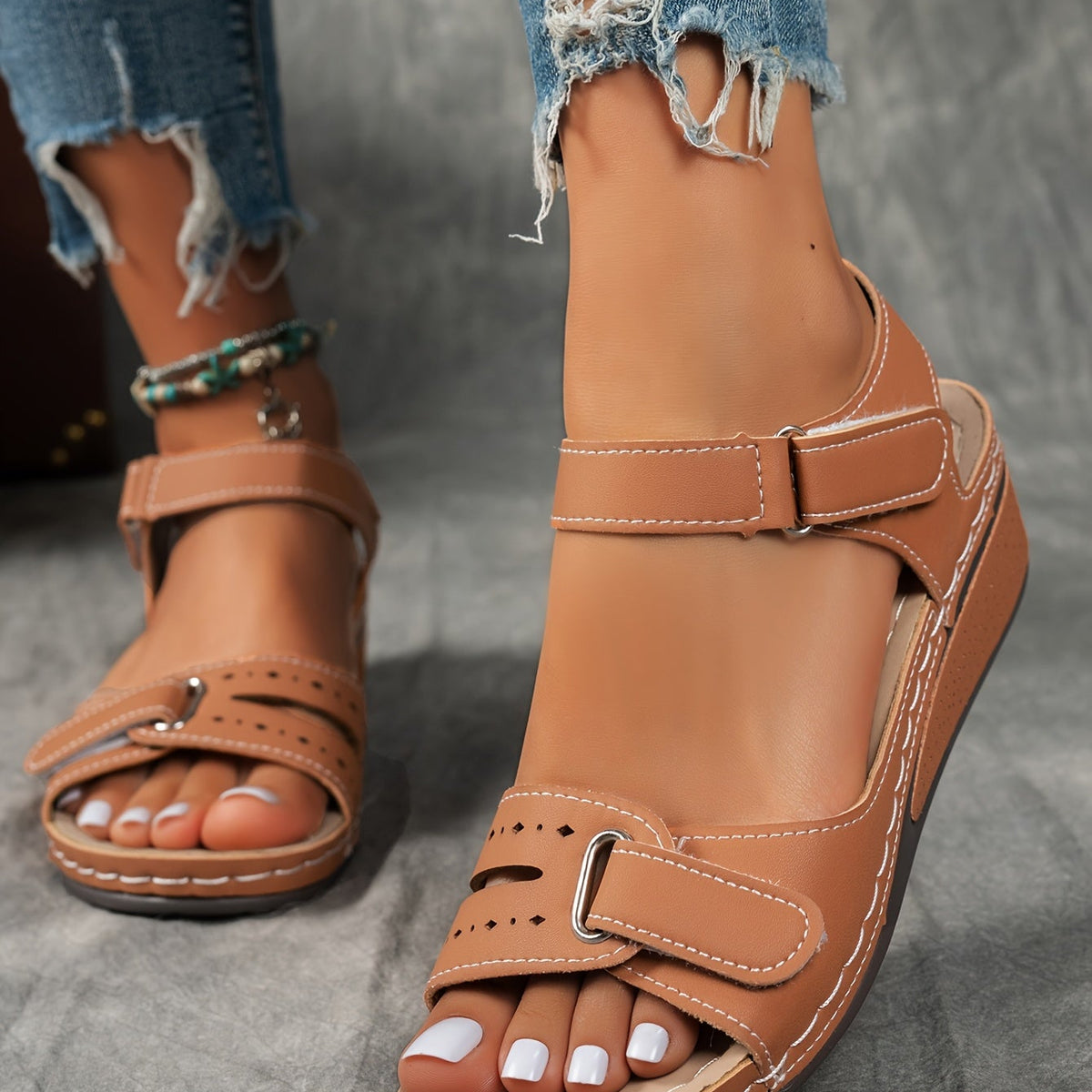 Overlane™ — Step Confidently All Day in Style and Pain-Free Comfort
