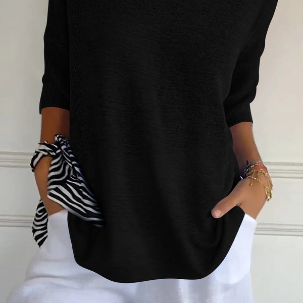 BasicKnitTop™ | Plain knitted top with V-neckline