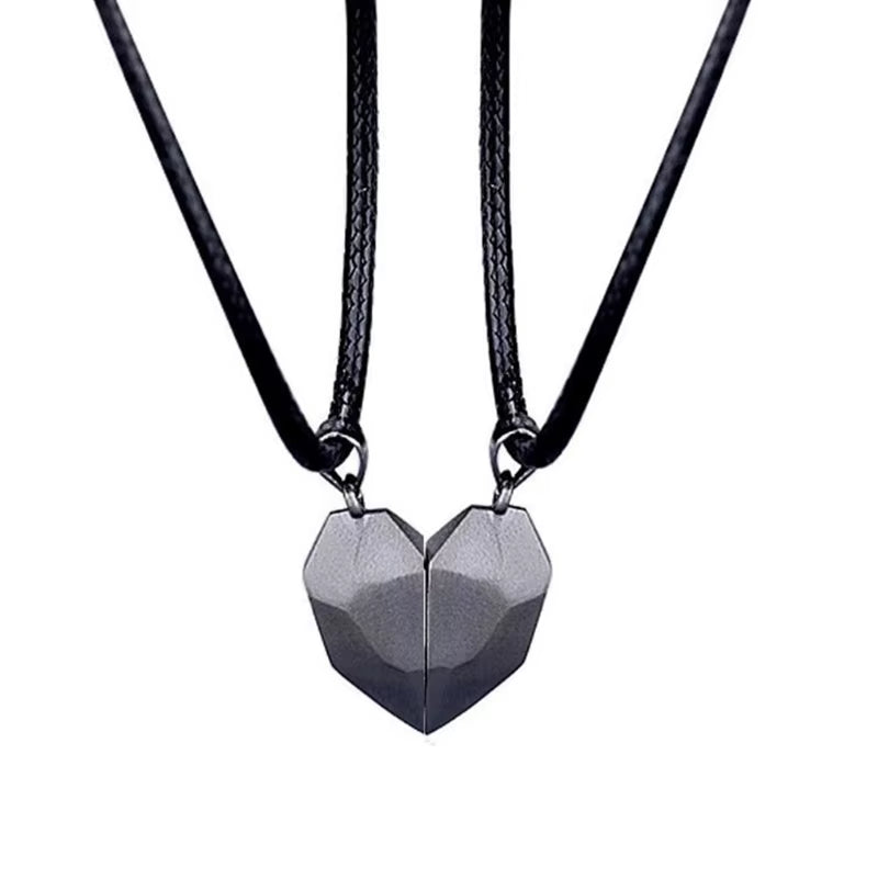 Heartbeat Necklace – Magnetic Heart Pendant