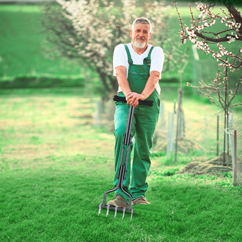LawnMate™ Dual-Action Lawn Aerator
