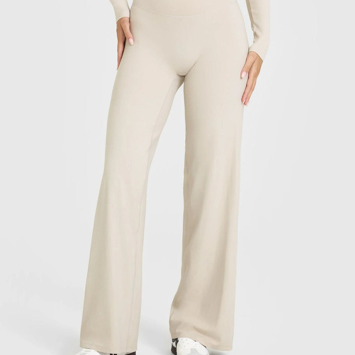 Flow High-Rise Straight Leggings