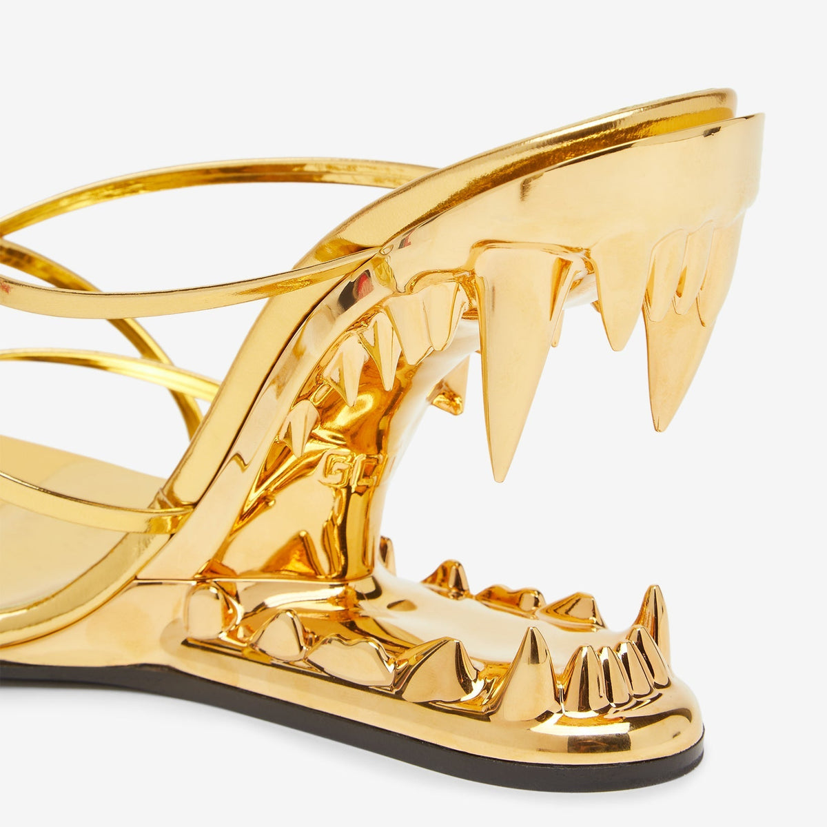 Vellora™ – Premium Strappy Thong Sandals for Summer