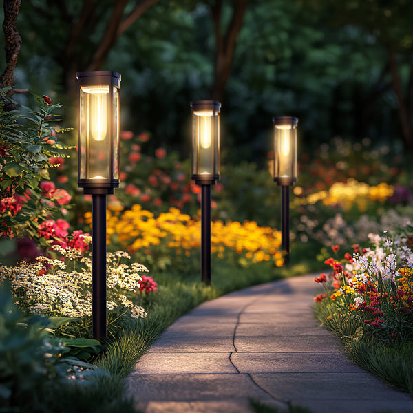 SOLEA Pathway Lights Illuminate Gardens with Elegant Style