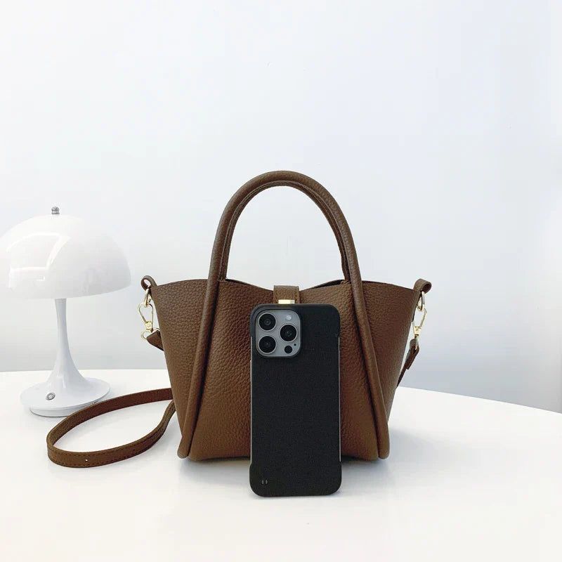 Aurora Luxe Tote – Stylish and Spacious Handbag for Everyday Use