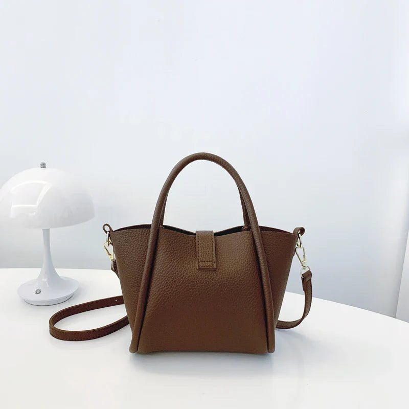 Aurora Luxe Tote – Stylish and Spacious Handbag for Everyday Use