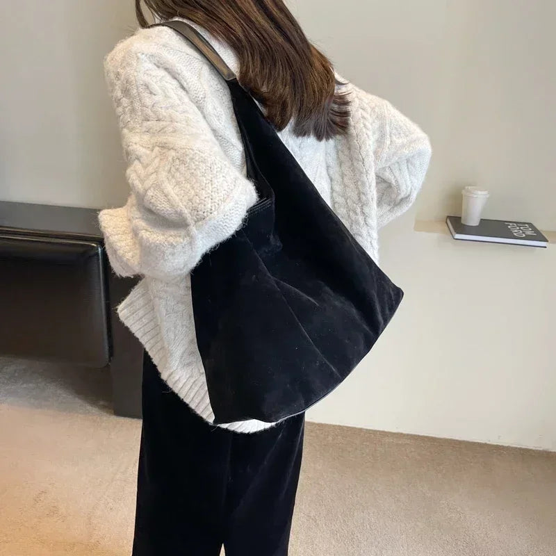 Nora Suede Tote – Soft and Stylish Everyday Handbag