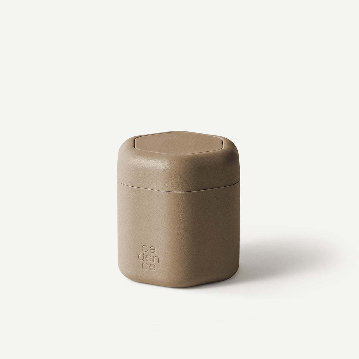 Medium Capsule Keeps Travel Essentials Secure and Organized
