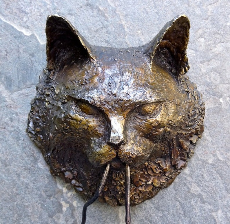 WhiskerKnock™ Whimsical Welcome Touch