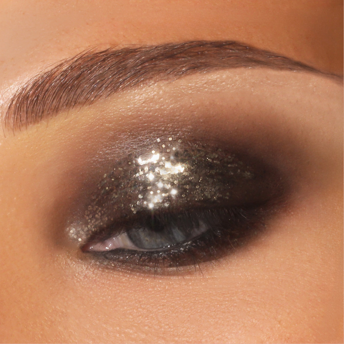 CosmiGlitz™ – Glitter Gel Concentrate for Shimmering Creations