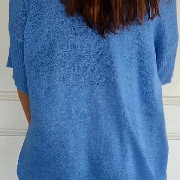 BasicKnitTop™ | Plain knitted top with V-neckline