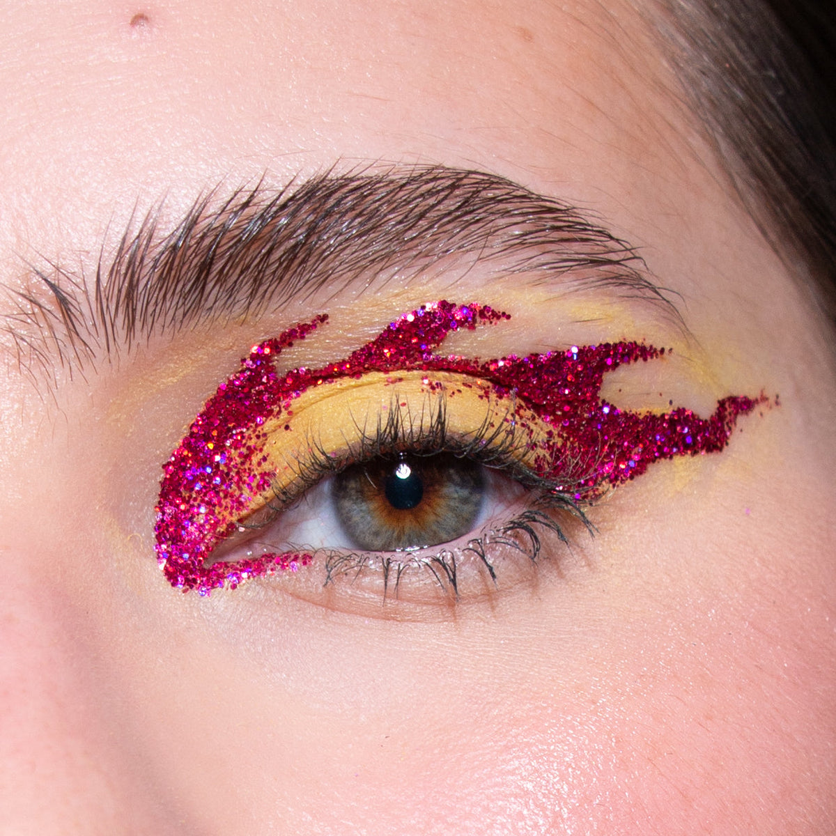 CosmiGlitz™ – Glitter Gel Concentrate for Shimmering Creations