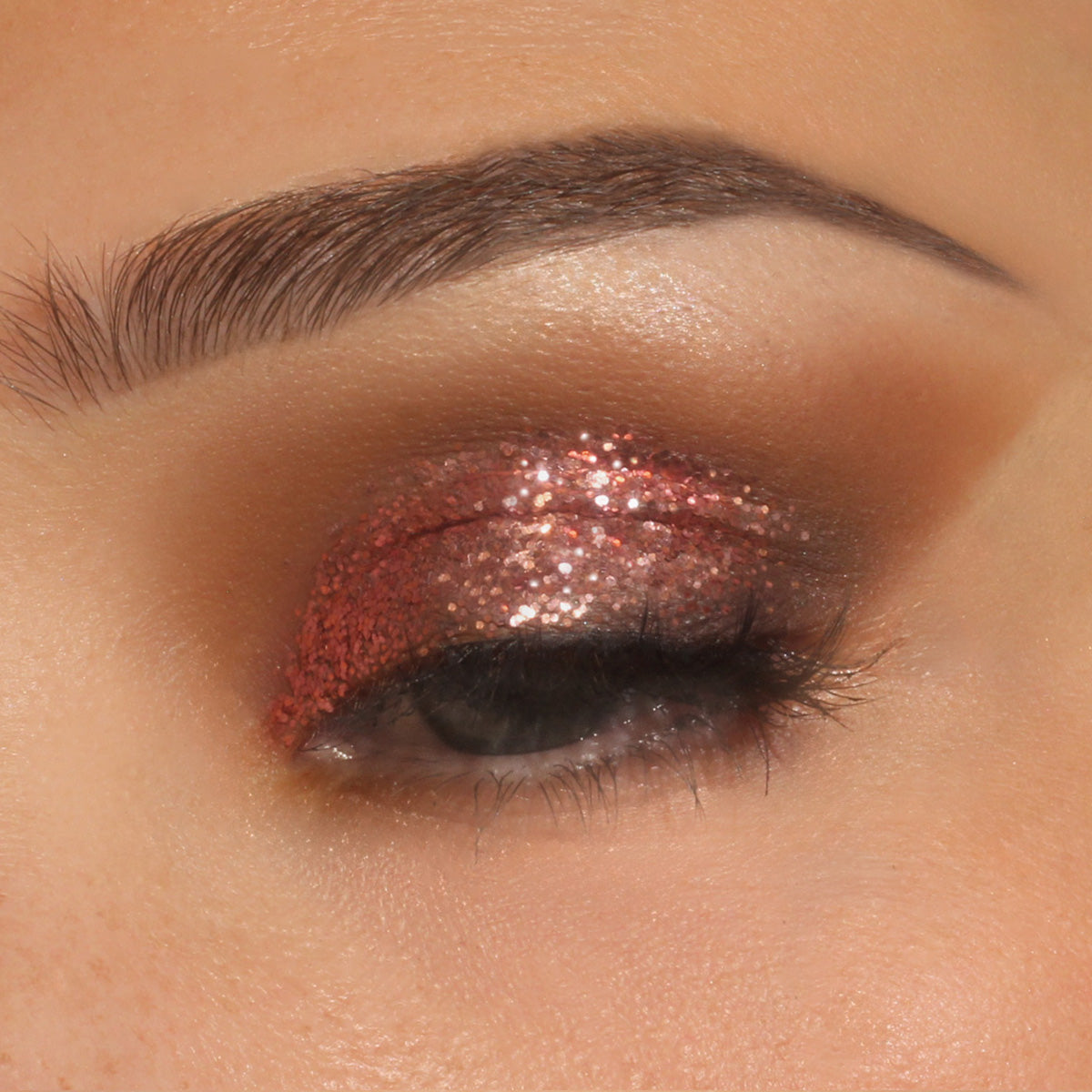 CosmiGlitz™ – Glitter Gel Concentrate for Shimmering Creations