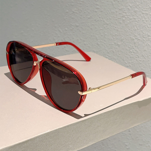 Women's Double-Bridge Sunglasses Deliver Timeless Style and Protection