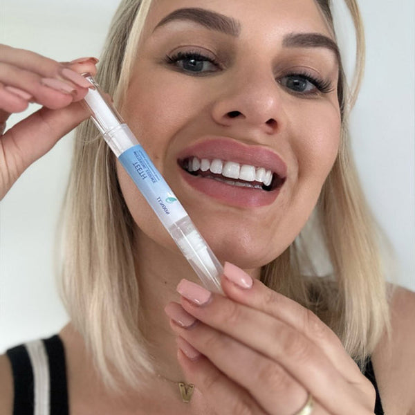 1+1 Free l Brightening Essence™ – for a confident smile